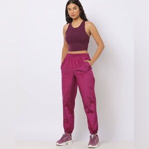 GAPFit Women's High Rise Purple Lustre Windbreaker Joggers Size XL Tall